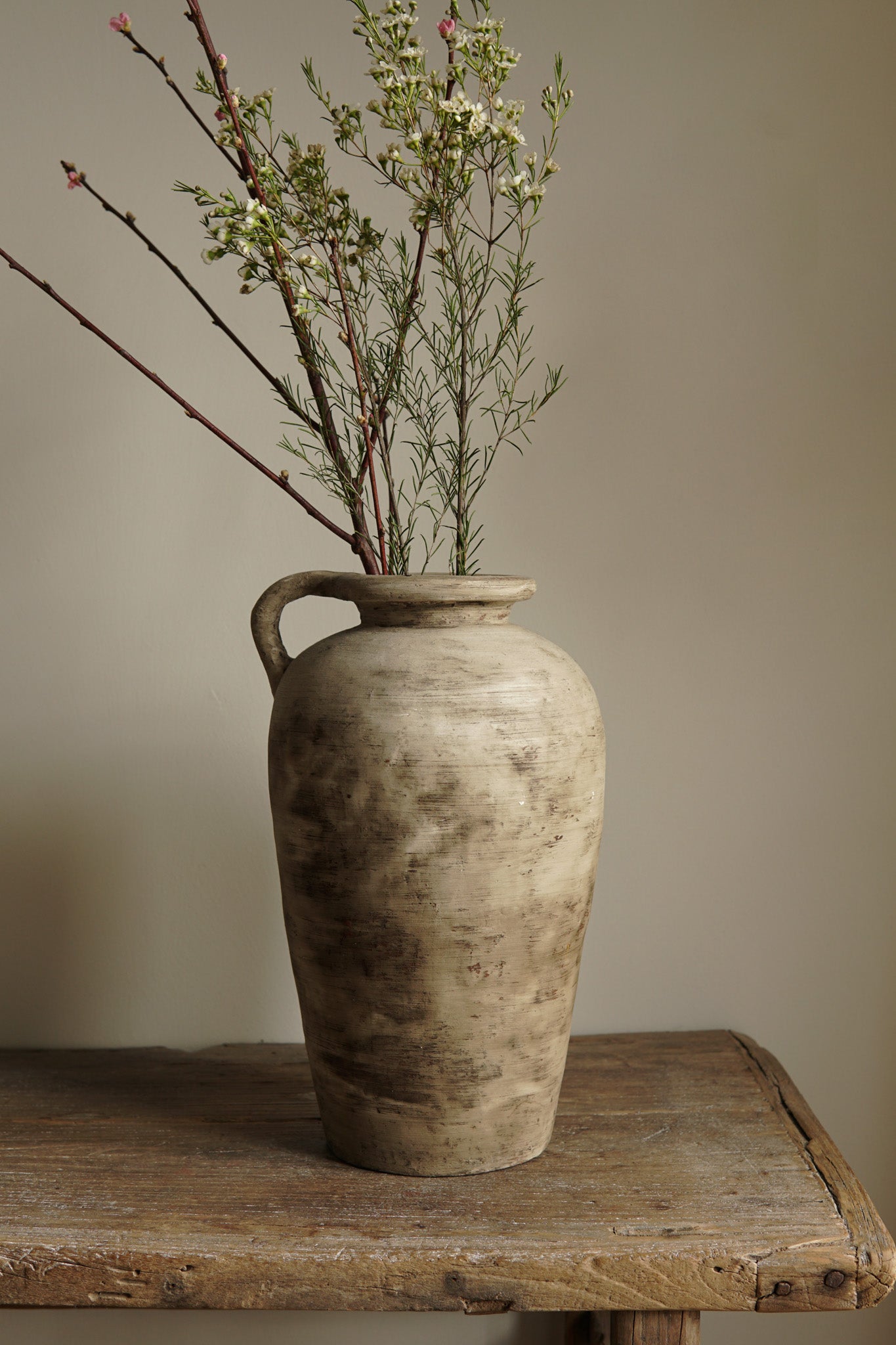 Sisi, Terracota vase miss Jozi