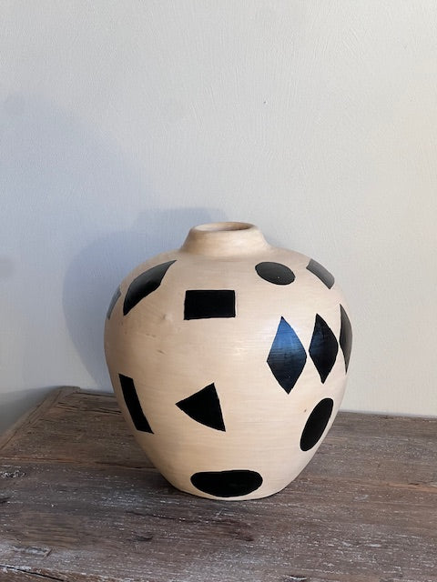 Sisi, Terracota vase miss Sisi