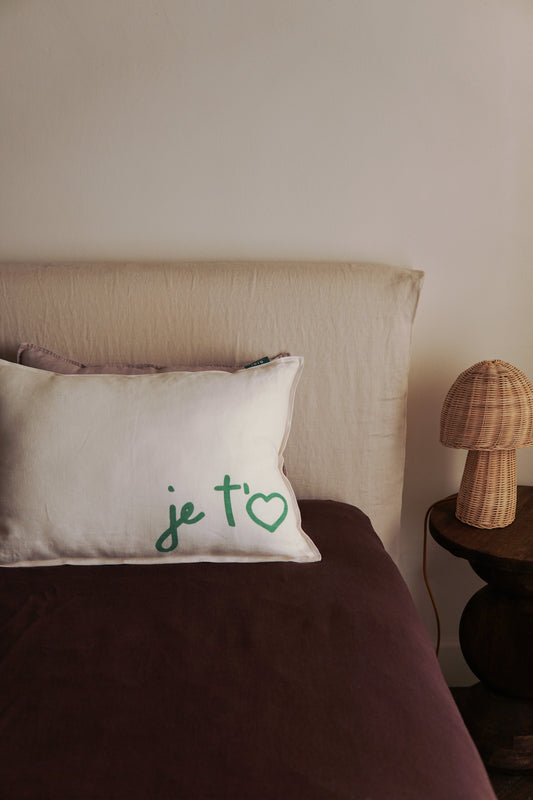 Sisi linen cushion, Je t'eam