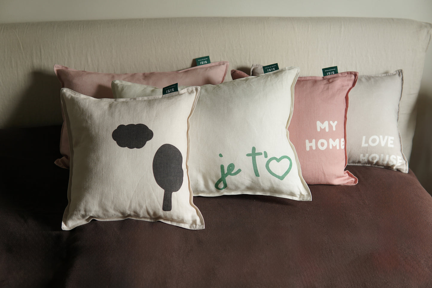 Sisi linen cushion, Love house