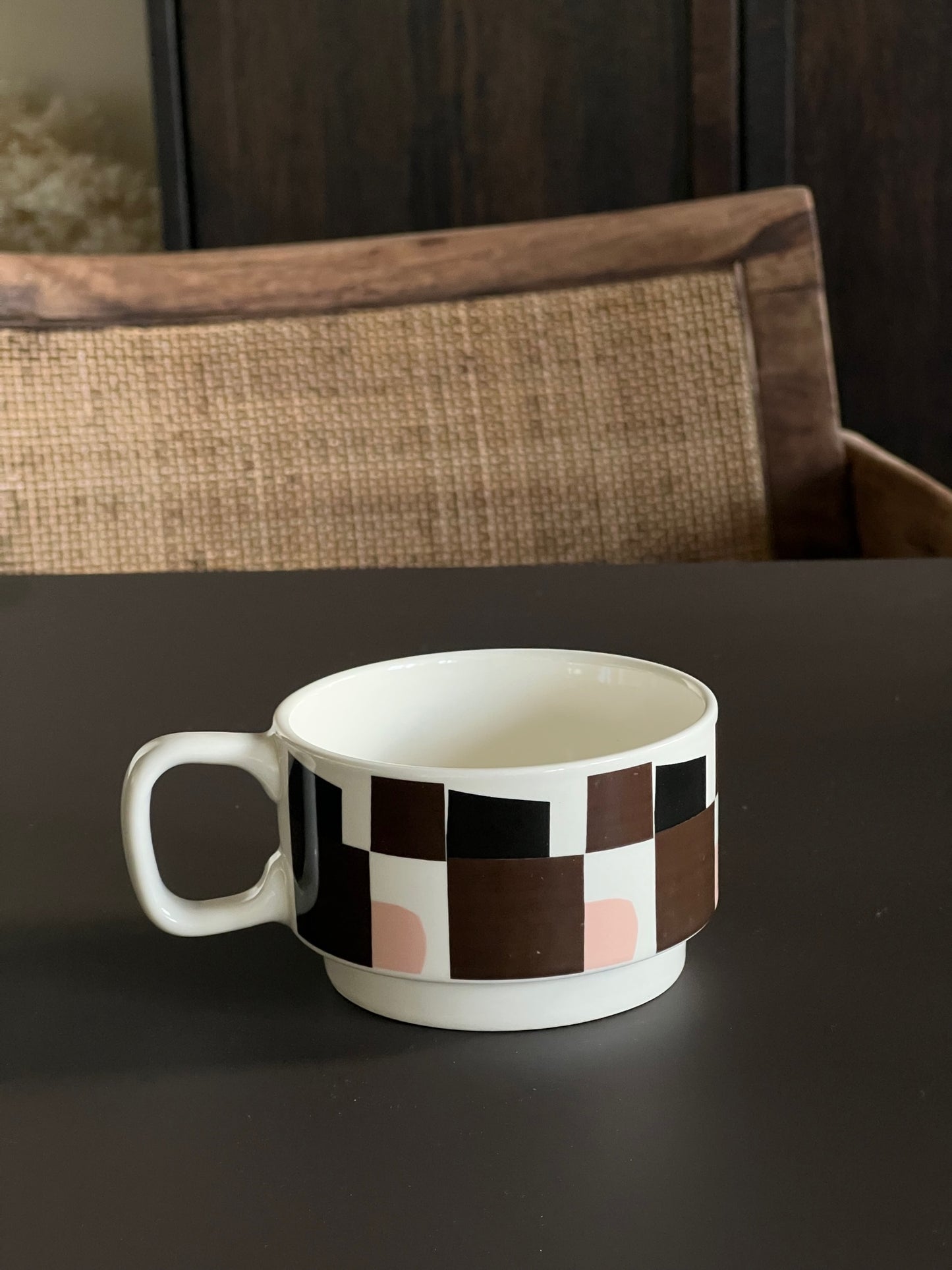 Sisi cup, brown mix graphic