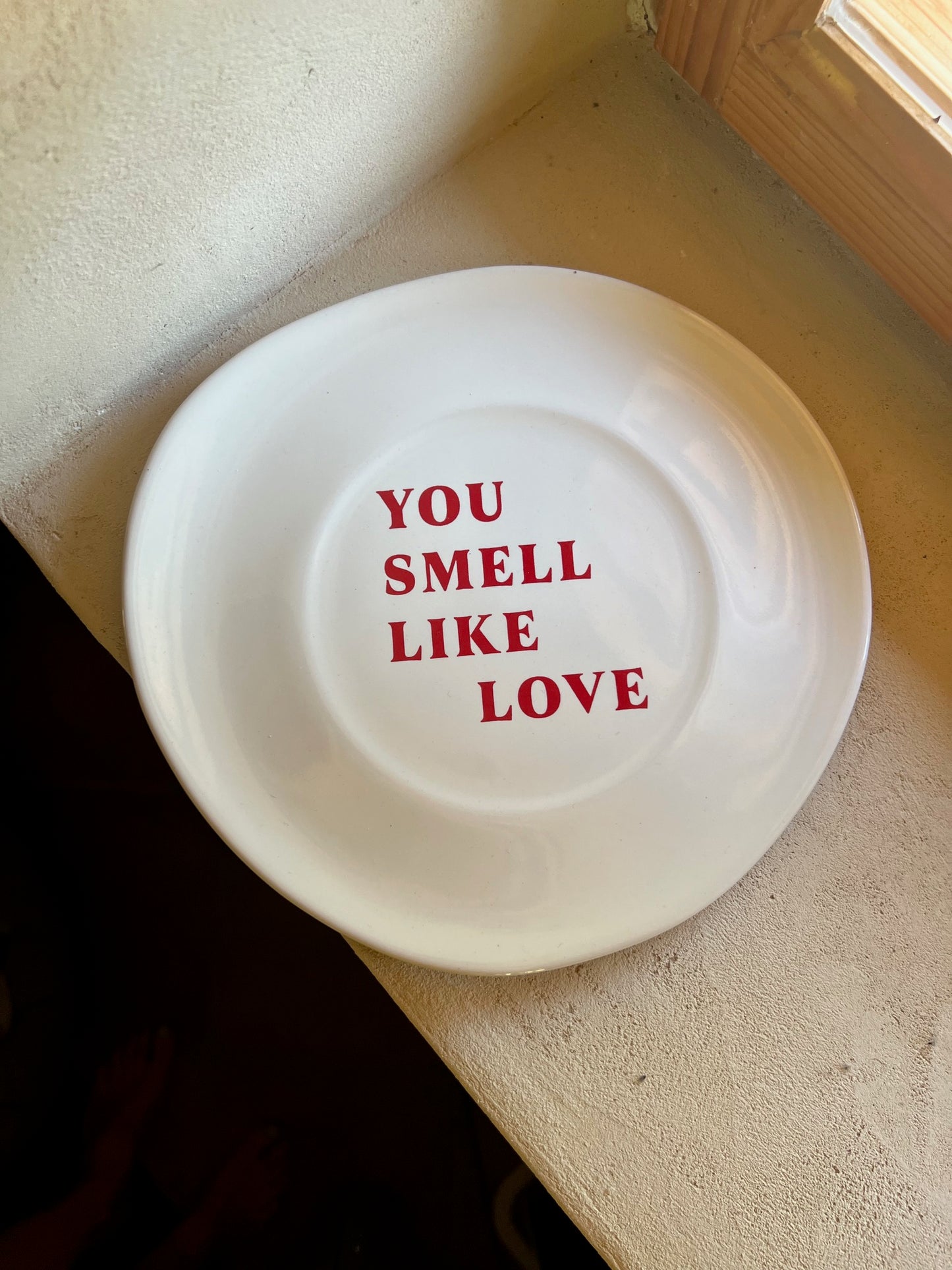 Sisi ceramic plate, You smell like love