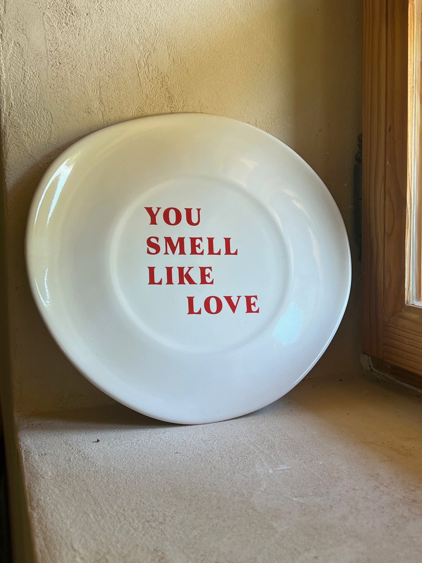 Sisi ceramic plate, You smell like love