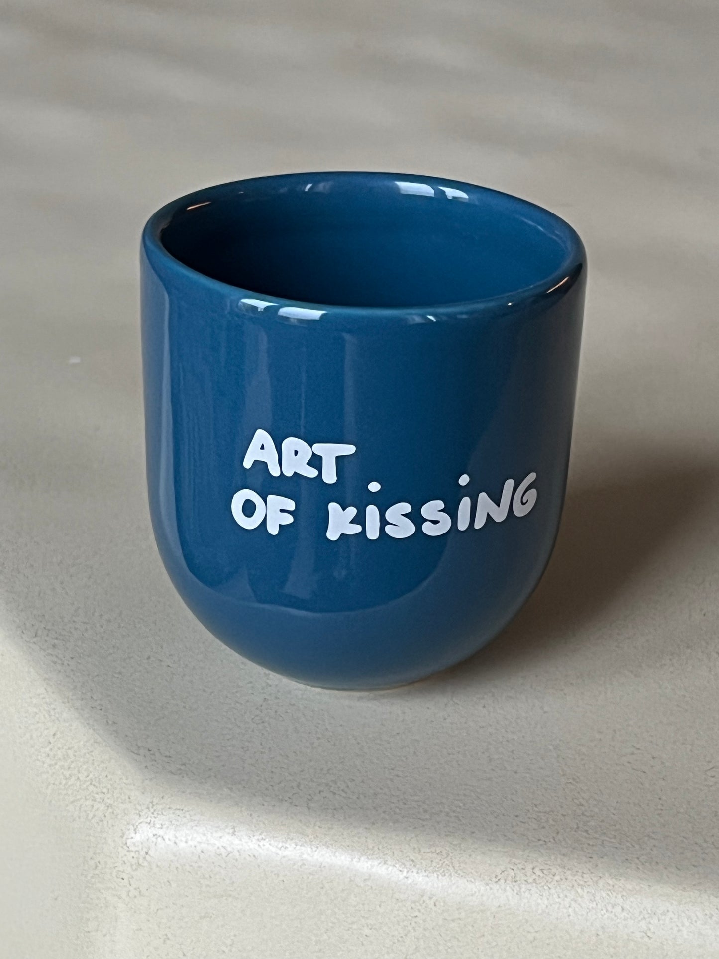 Sisi mug, Art of kissing