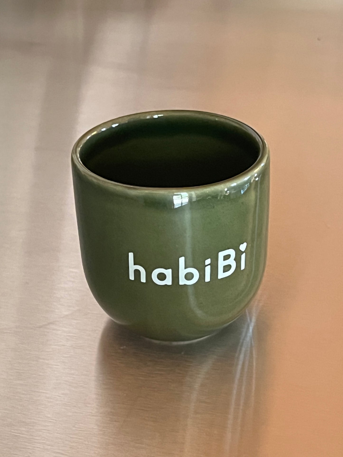 Sisi mug, Habibi