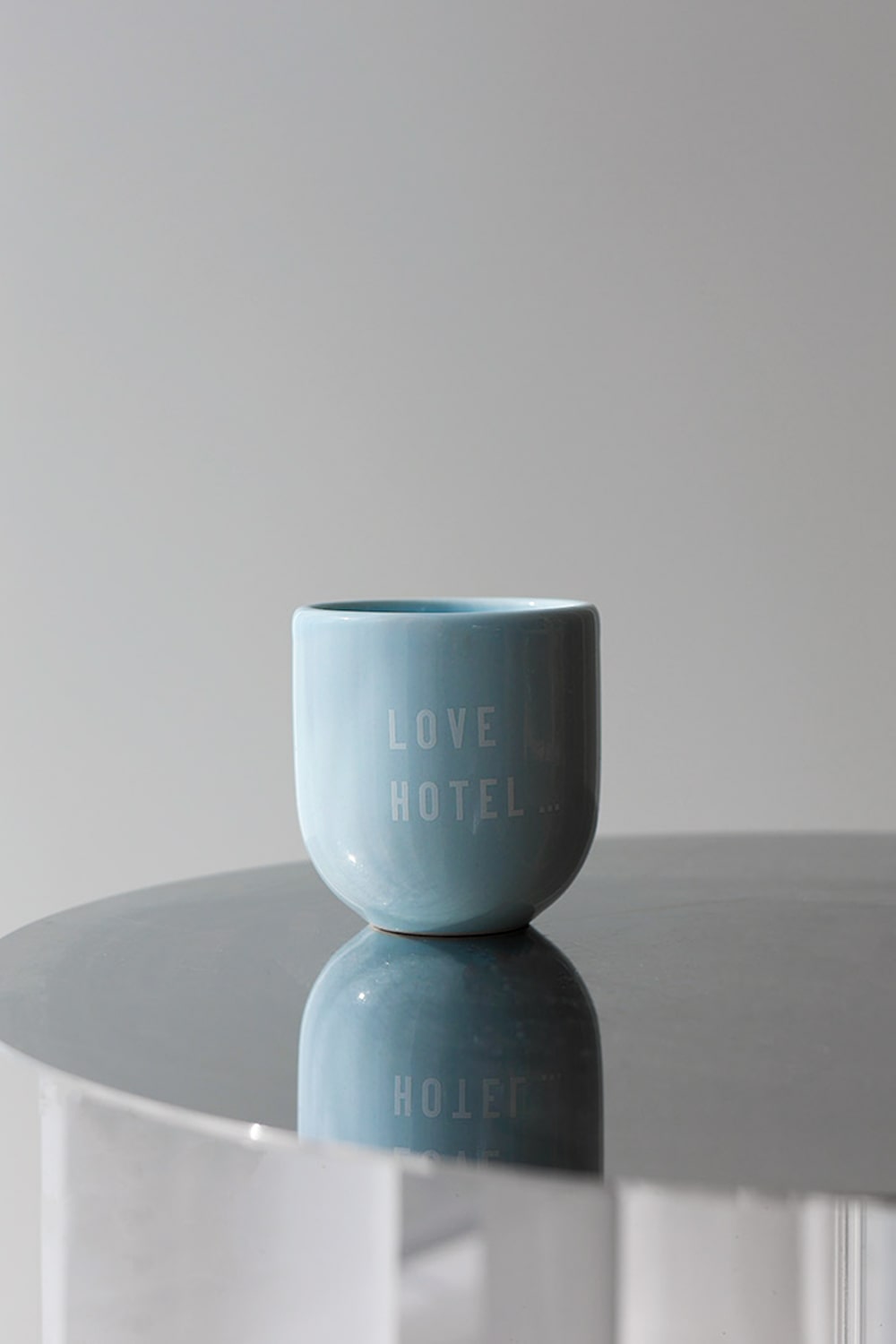 Sisi mug, Love Hotel